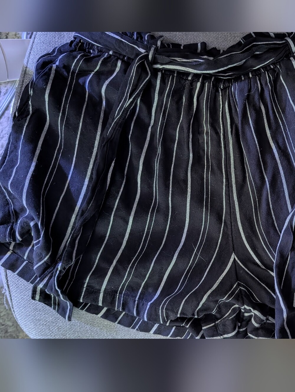 Hollister Black Pinstriped Women’s Shorts, size Small